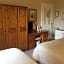 Inverlochy Villas (Adults Only)