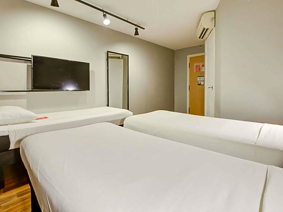 Ibis Copacabana Posto 2