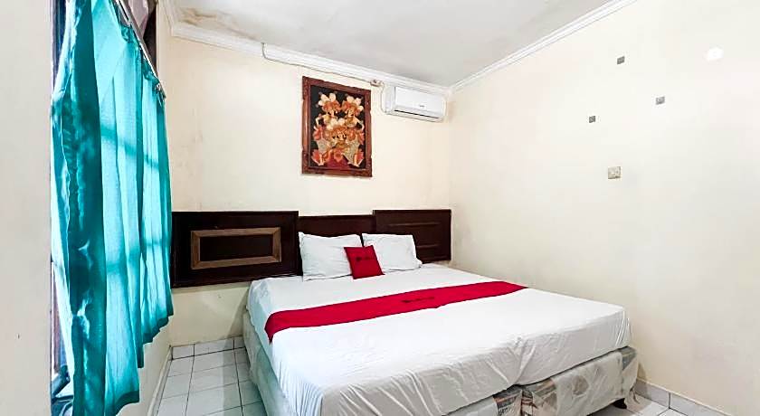 Mahendra Beach Inn