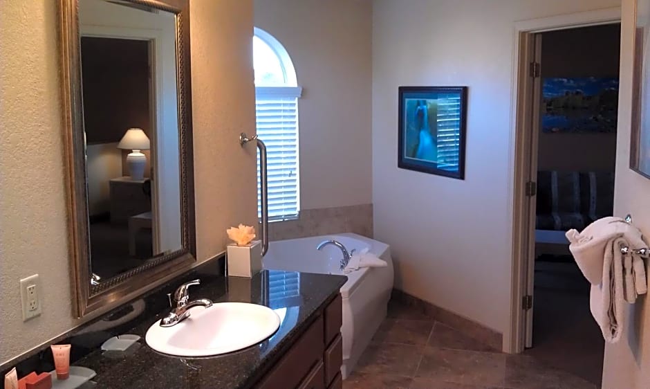 Sedona Springs Resort, a VRI resort