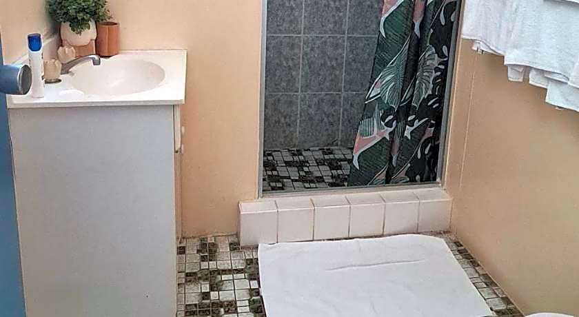 Emthree Seaside Apartments