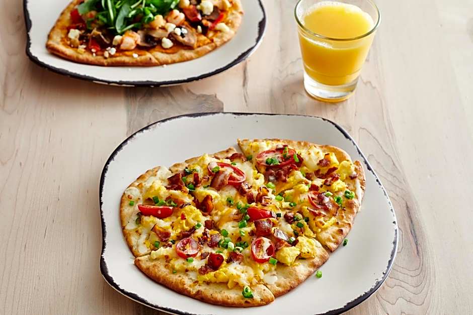 Holiday Inn & Suites Cedar Falls-Waterloo Event Ctr By IHG