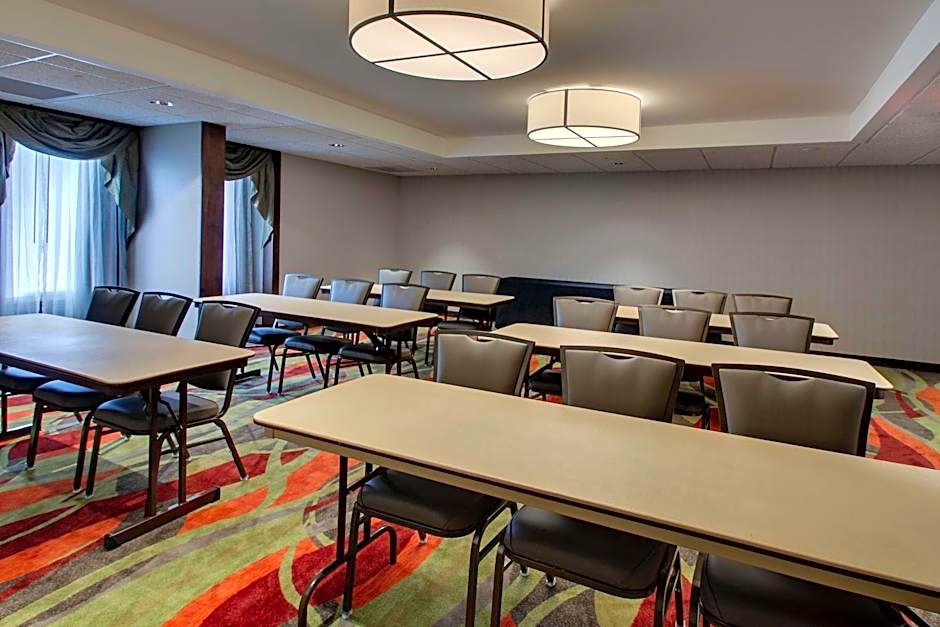 Drury Inn and Suites Bowling Green