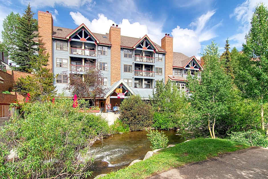 River Mountain Lodge