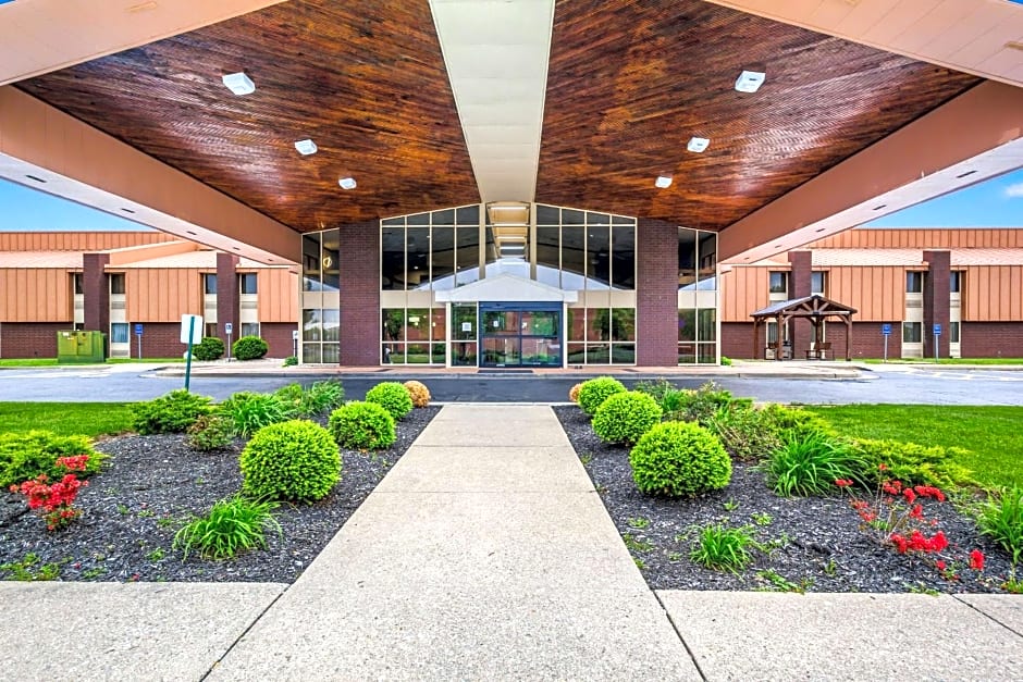 Quality Inn & Suites Florence - Cincinnati South