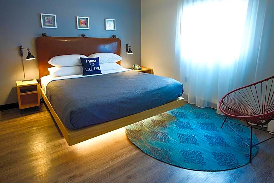 Moxy by Marriott New Orleans Downtown/French Quarter Area
