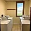 Serena Inn & Suites