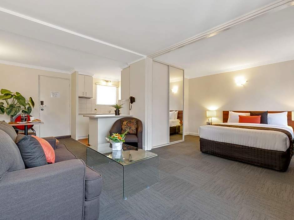 The Peninsula Riverside Serviced Apartments