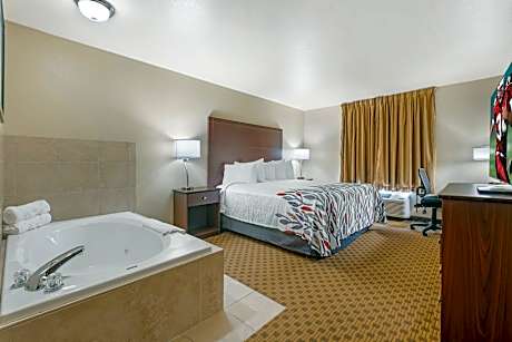 Superior King Room with Spa Bath Non-Smoking