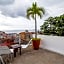 Capital O Hotel 522