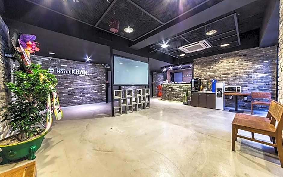 DESIGN HOTEL KHAN