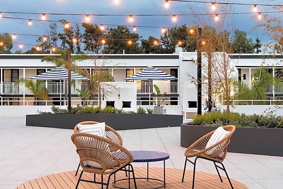 Tradewinds Hotel and Suites Fremantle