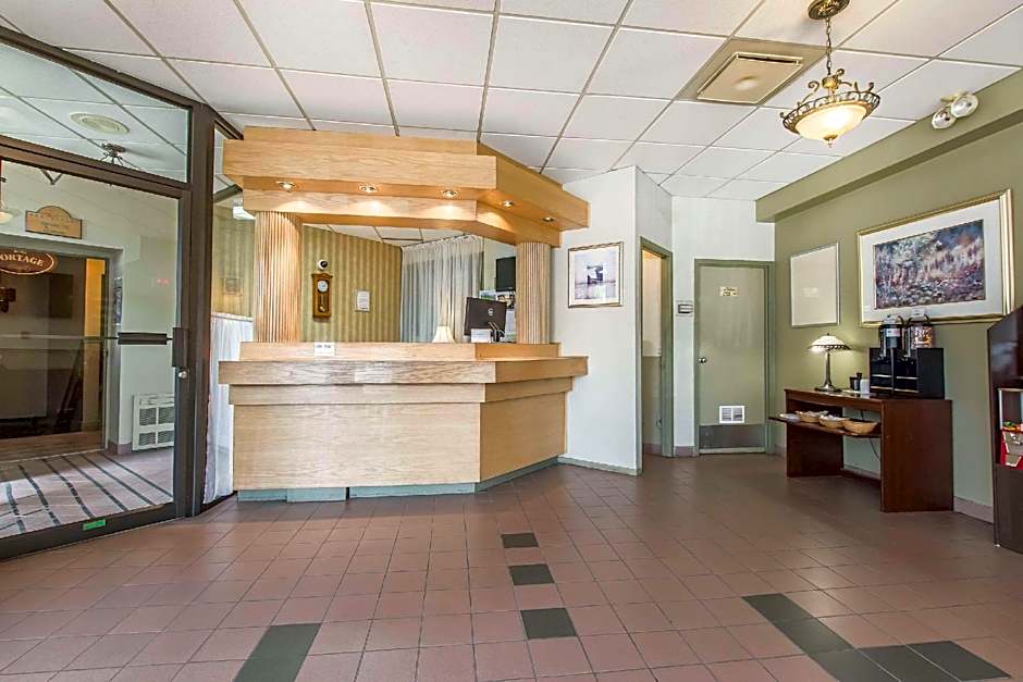 Quality Hotel & Suites