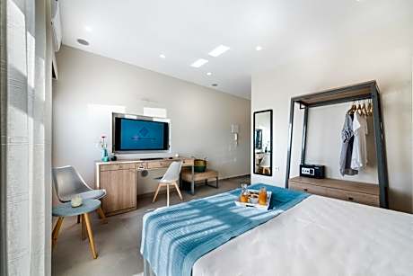 Standard Double or Twin Room with Sea View