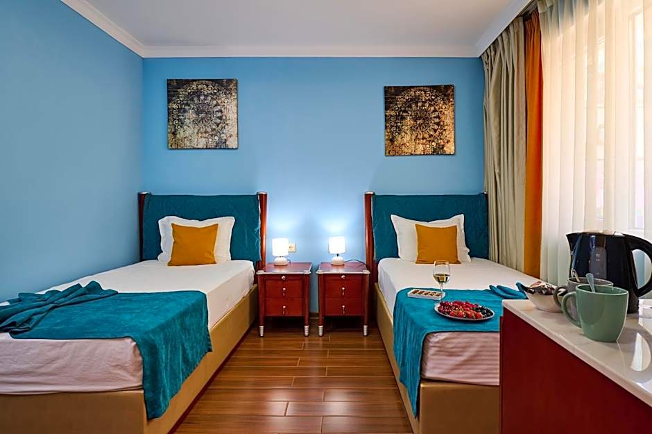 Art Green Boutique Hotel