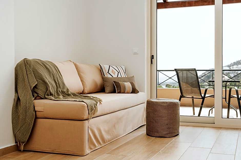 Paralos The Maxine Adults Only