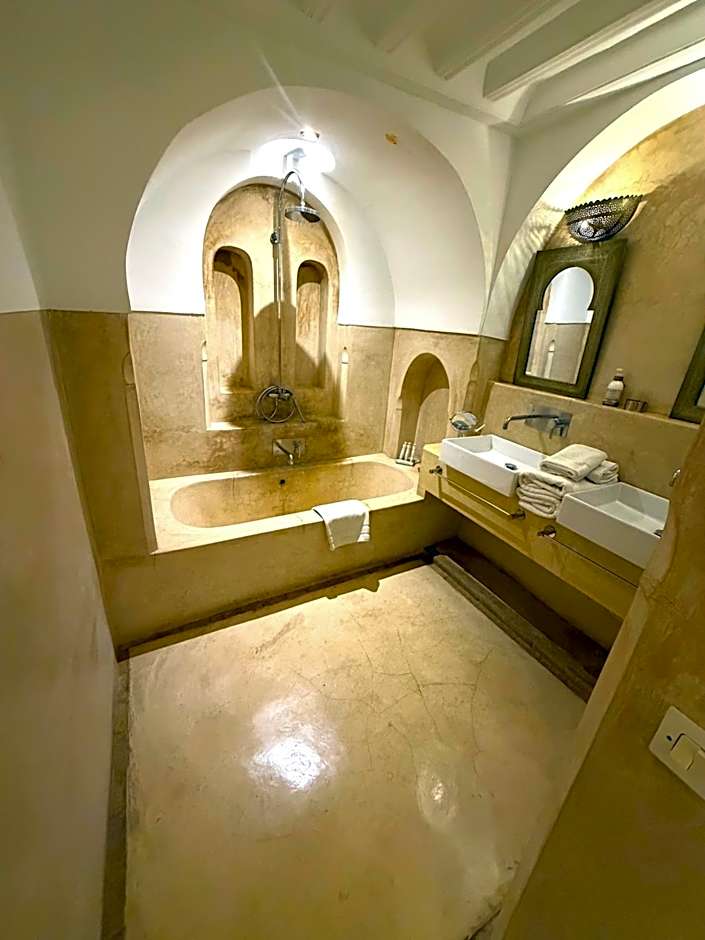 Riad Adore