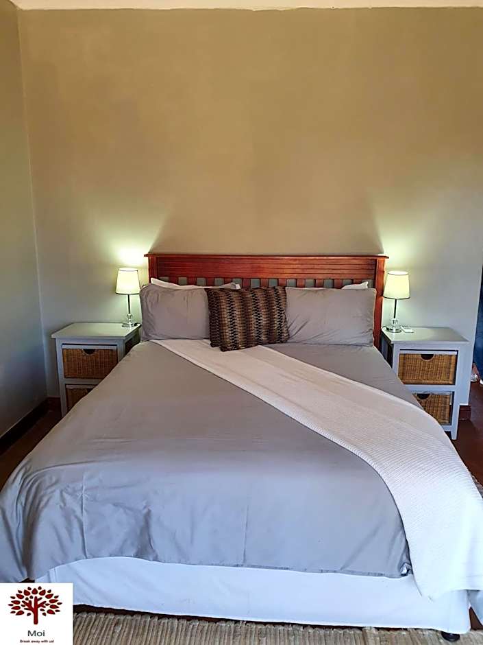 Zebula Golf and Wildlife Estate - Kudu's Bark Pax 12 - Moi Signature Luxury villa