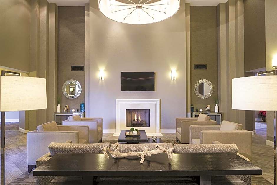 DoubleTree by Hilton Laurel