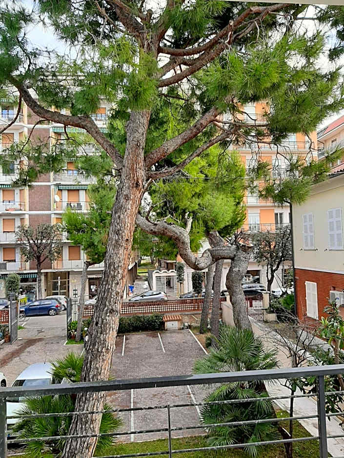 Hotel Chiaraluna