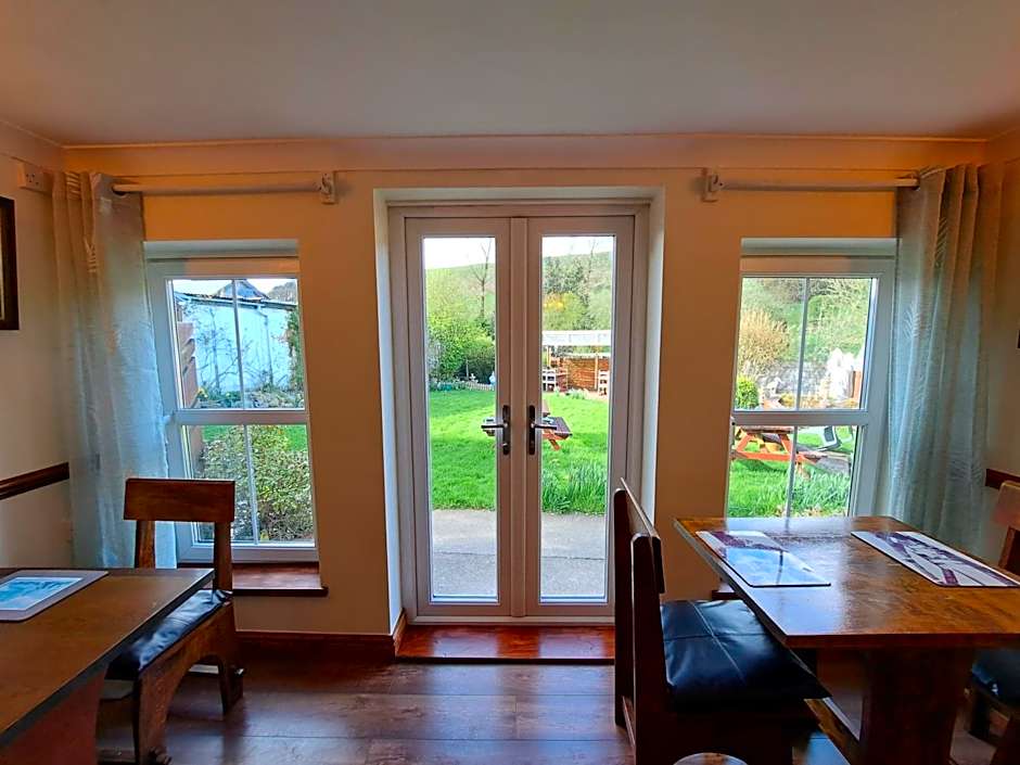 Llew Coch B&B formerly The Red Lion inn