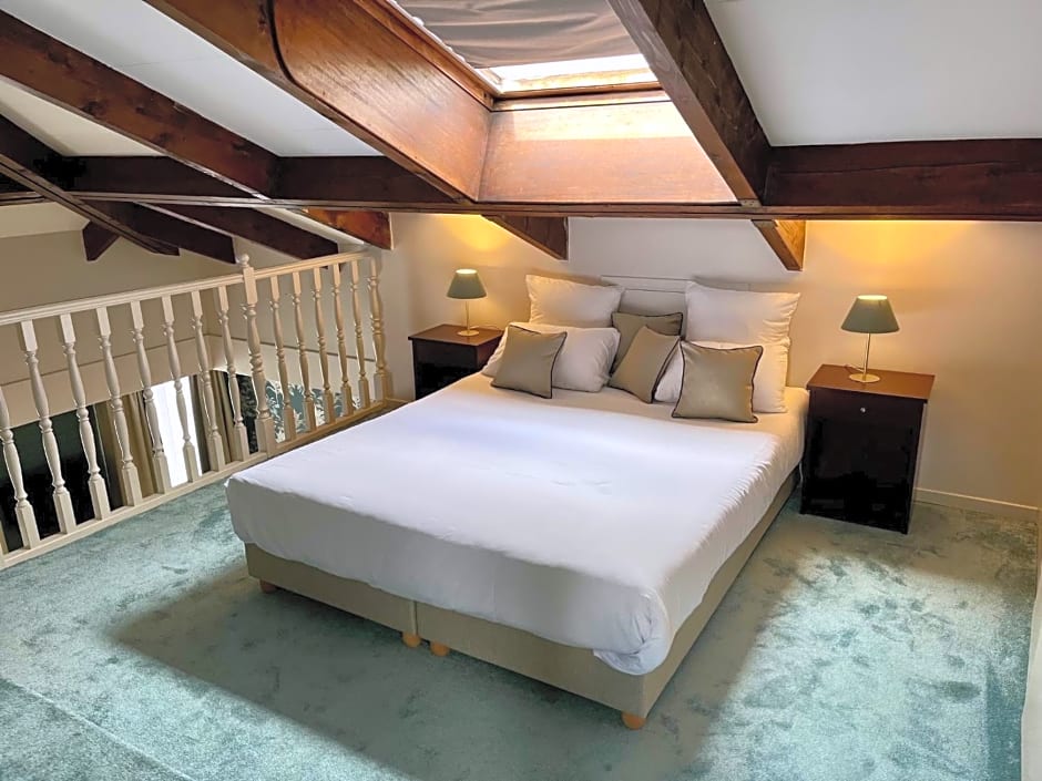 Hotel Le Cardinal Rueil Centre
