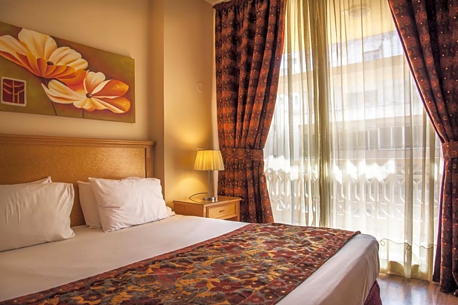 Bella Riva Hotel