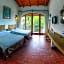 Posada de la Mision, Hotel Museo y Jardin
