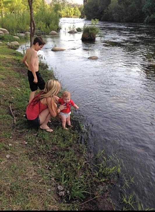 Sequoia River Front Cabins