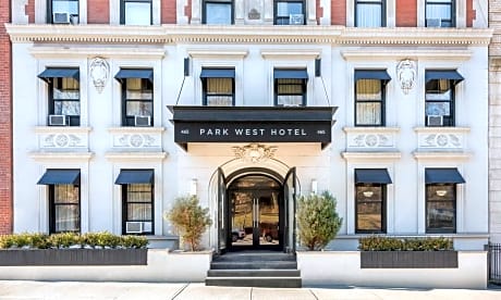 Park West Hotel (CLOSED)