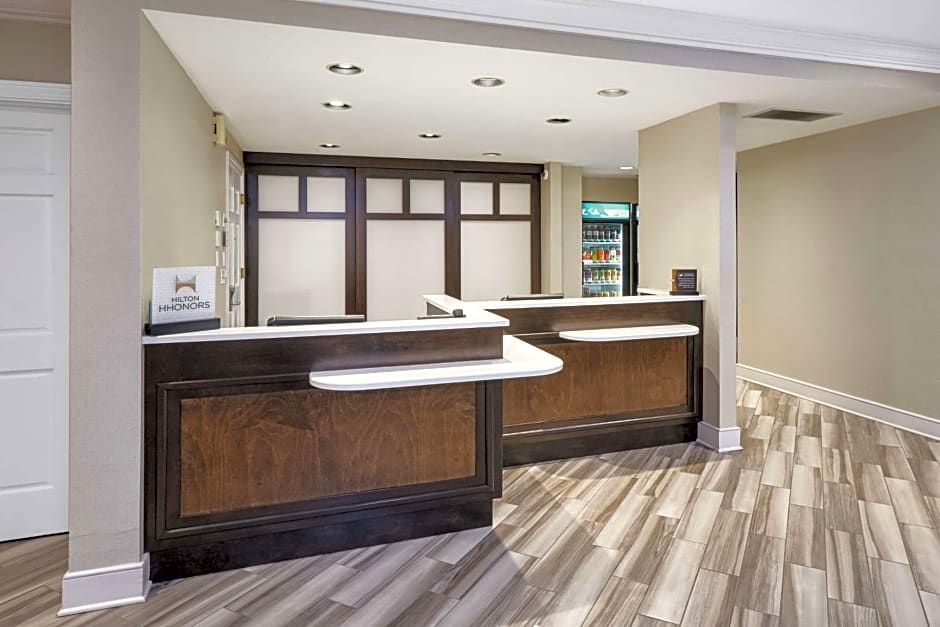 Homewood Suites By Hilton Indianapolis-At The Crossing