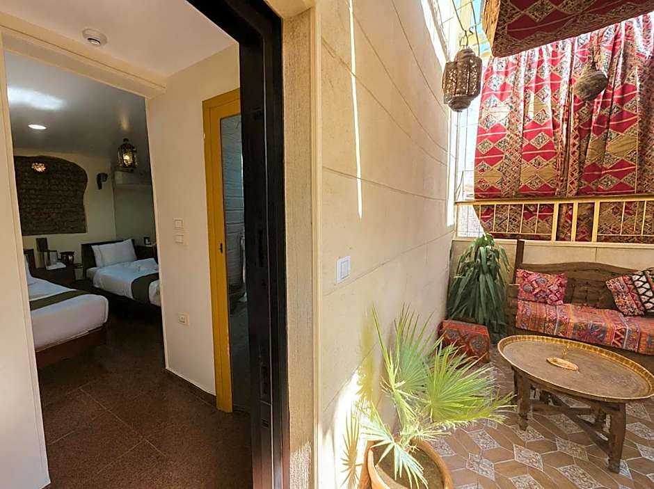 Gamaleya Boutique Hotel
