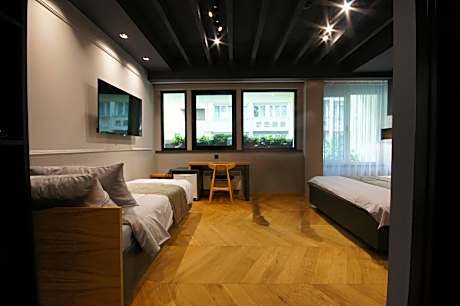 Triple Room