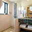 Oasis lodges