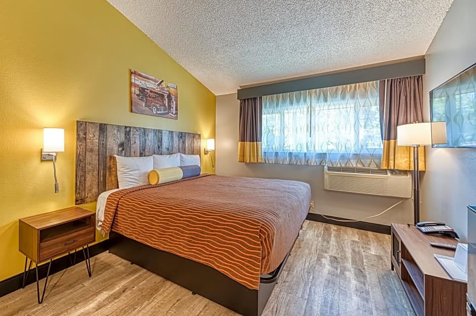 La Mirage Inn - Hollywood