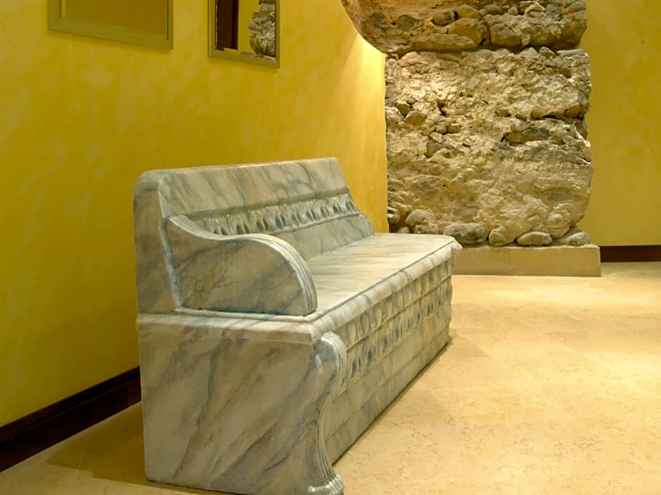 Arena Di Serdica Hotel