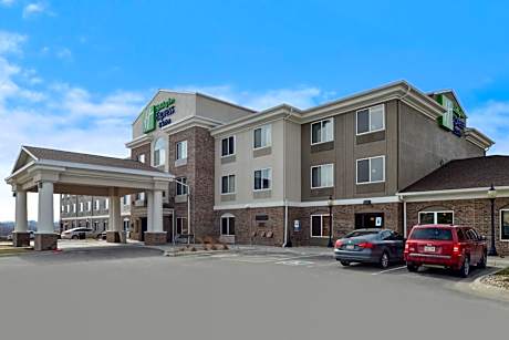 Holiday Inn Express Hotel & Suites Omaha West By IHG