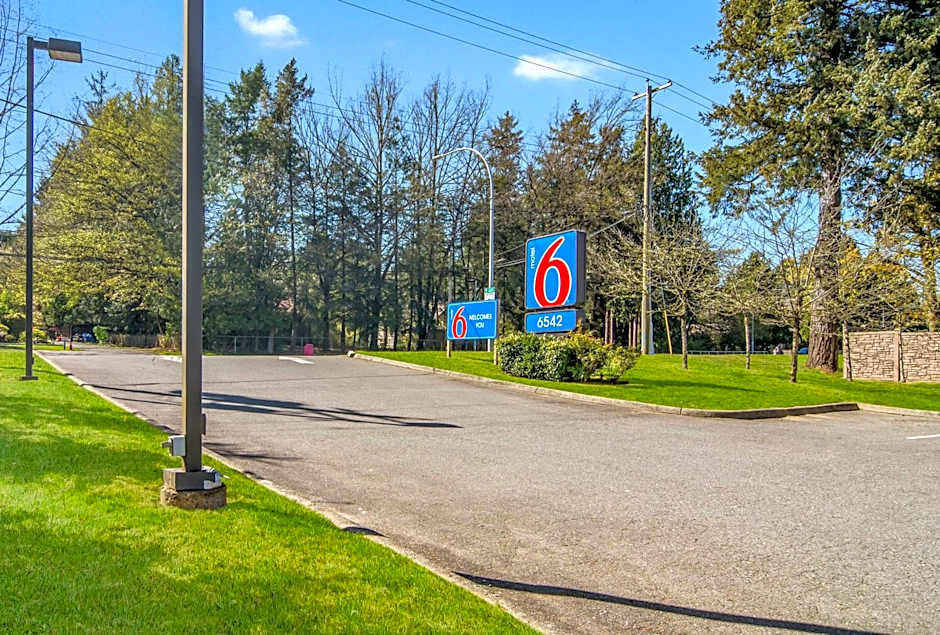Motel 6 Surrey, Bc