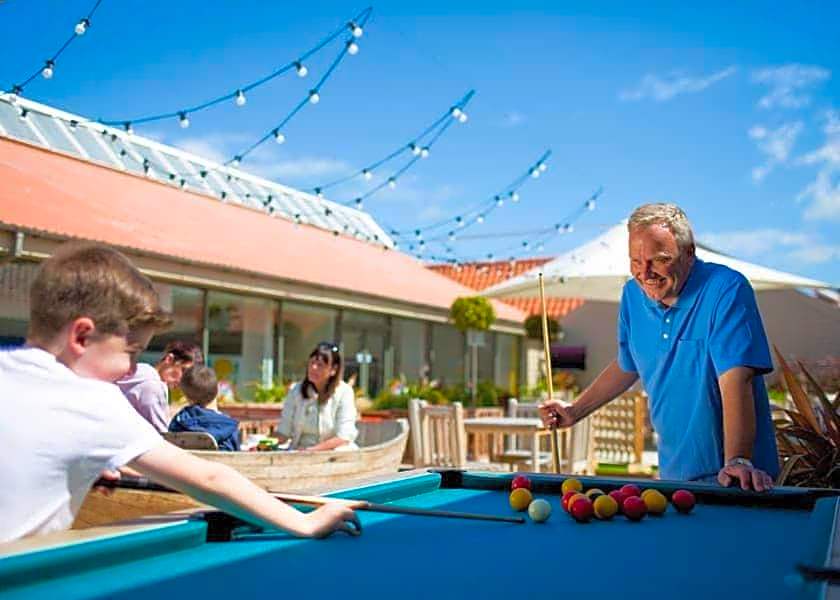 Abi static caravan close to Edinburgh