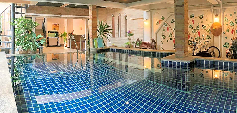 Ice Kamala Beach Hotel
