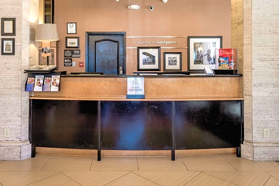 Hampton Inn & Suites Montgomery-Downtown