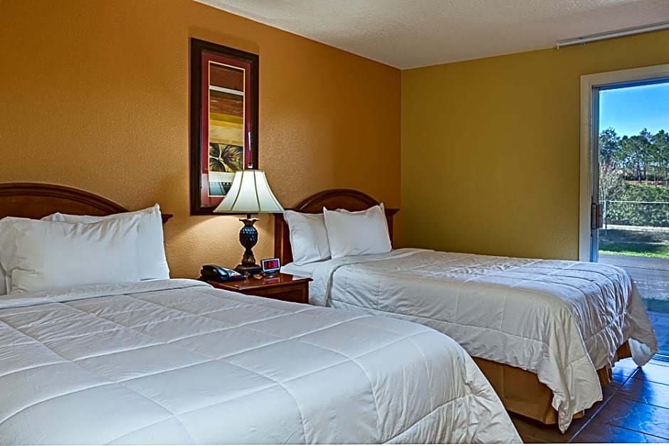 Celebration Suites At Old Town