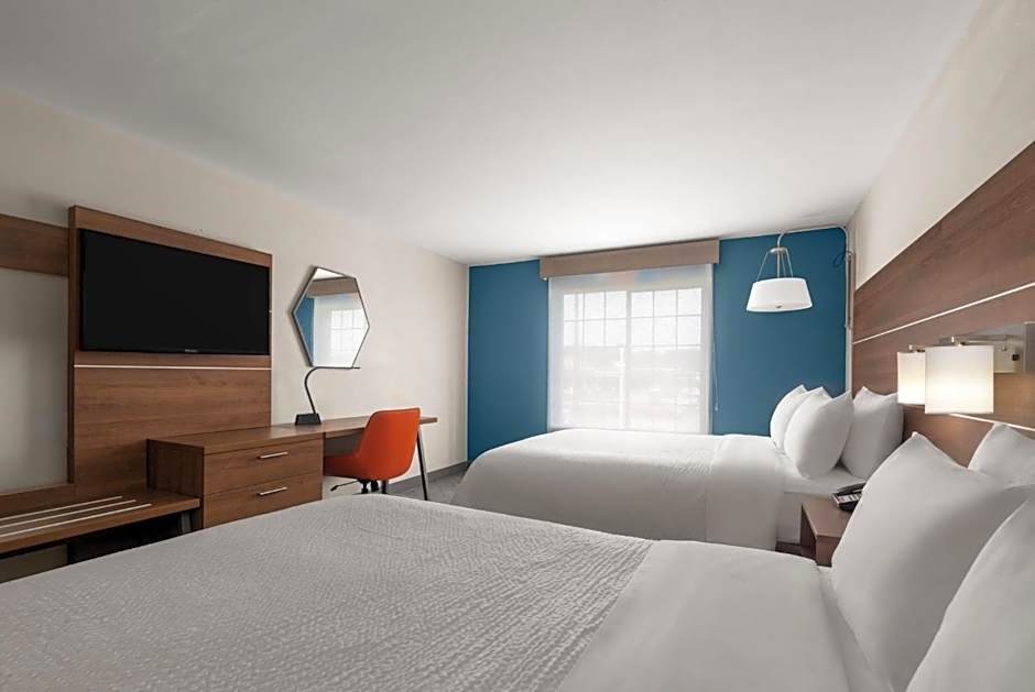 Holiday Inn Express & Suites Harrison By IHG