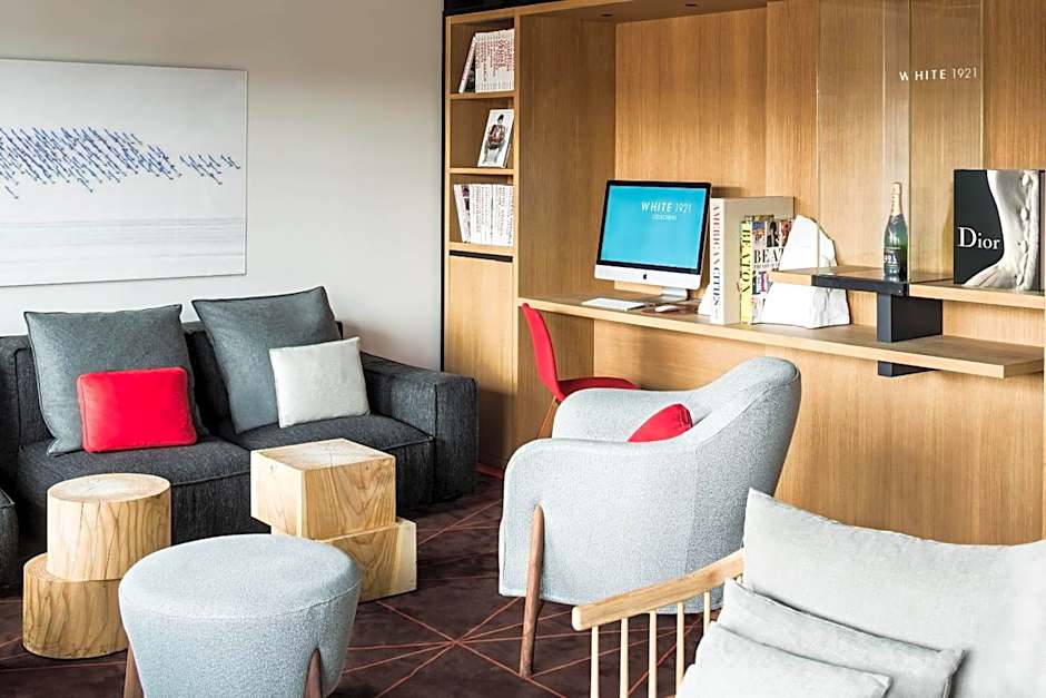 White 1921 Courchevel