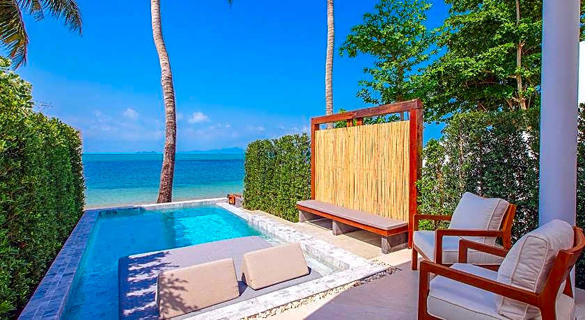 White Whale Beachfront Pool Villa