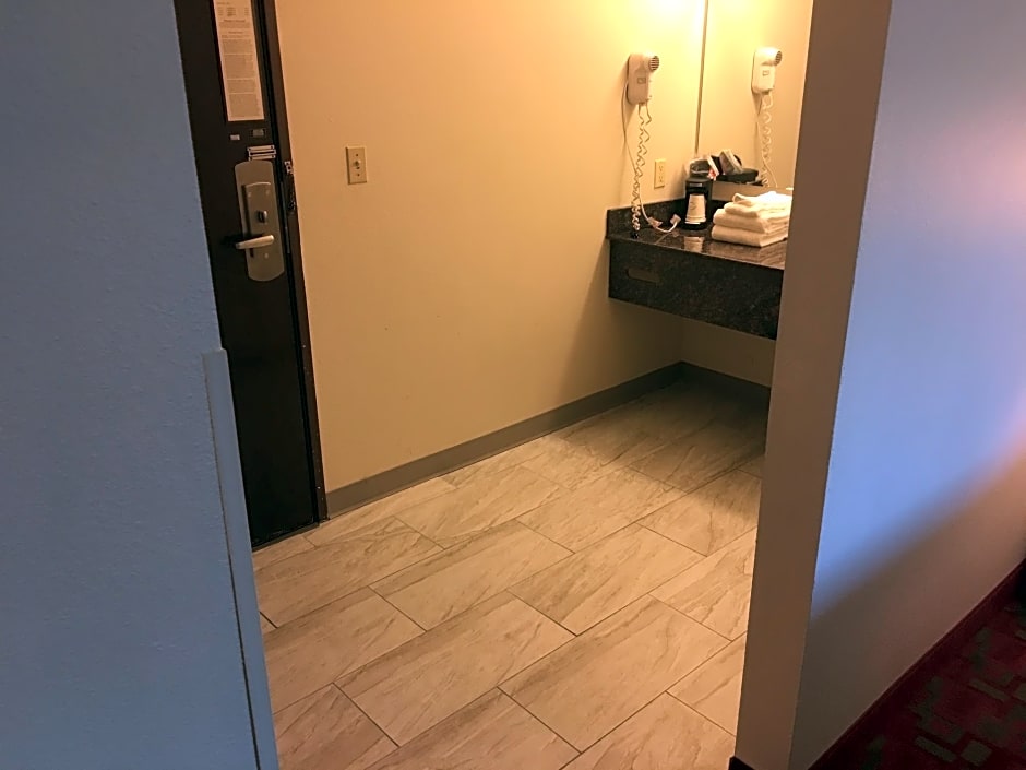 Quality Inn Milwaukee Route 45