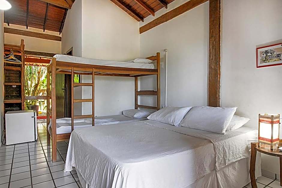 Novos Baianos Hostel e Pousada