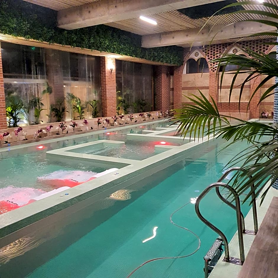 Goldenburg Residence