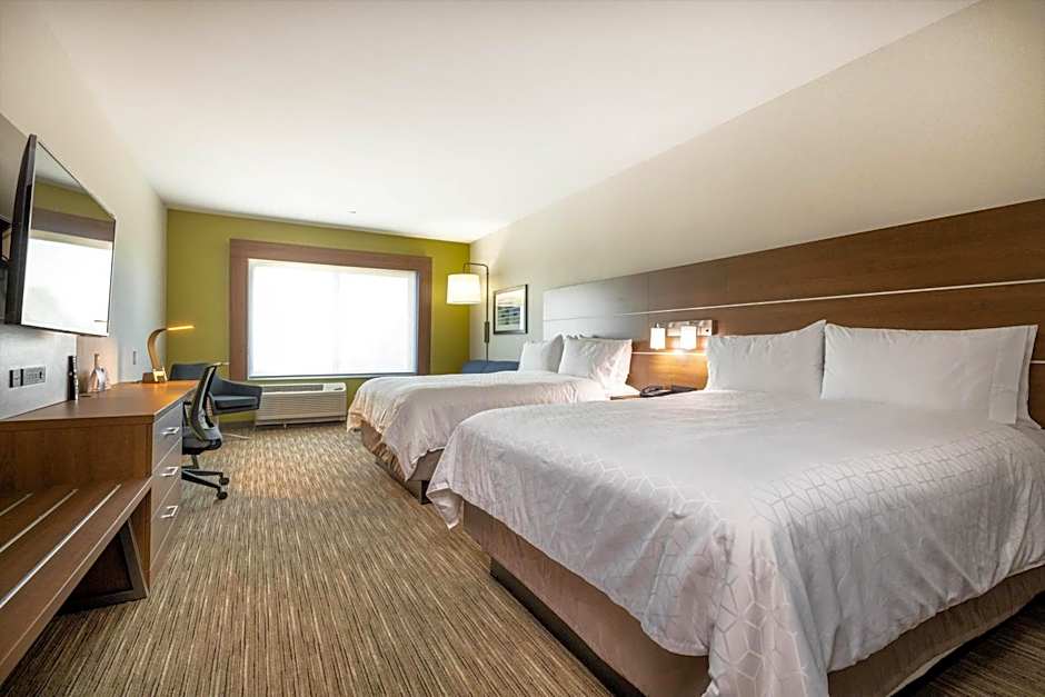Holiday Inn Express & Suites - San Jose Silicon Valley By IHG