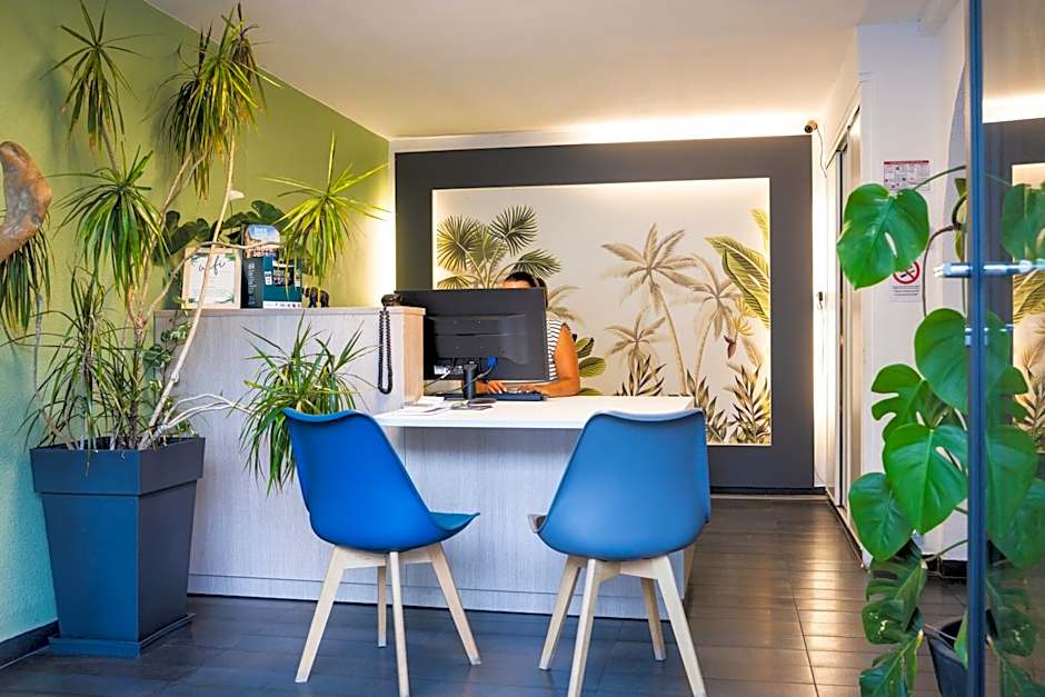 Cit'HÃ´tel Oasis d'Avignon